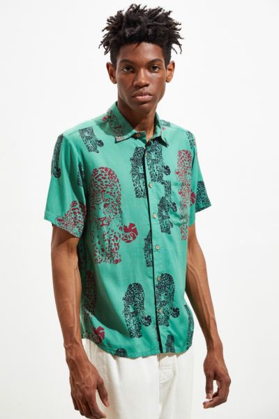 Raga Man Tiger Pattern Short Sleeve Button-Down Shirt | Urban Outfitters