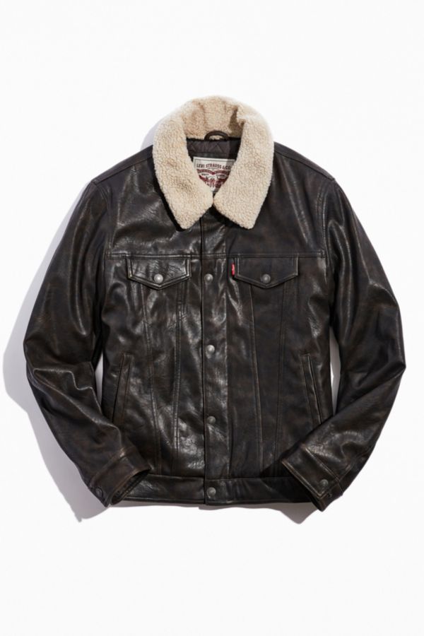 Levi’s Vintage Faux Leather Sherpa Lined Trucker Jacket | Urban Outfitters