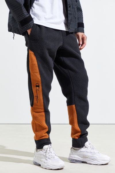 UO Exclusive Sherpa Jogger Pant 