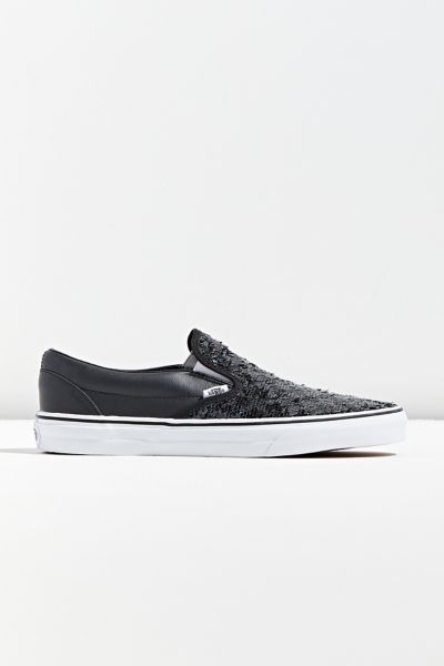 slip on black checkered vans