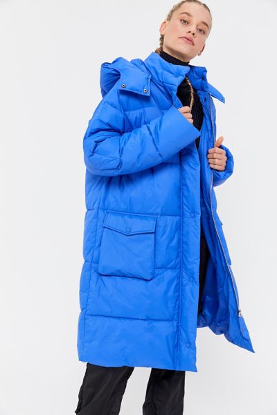 oversized puffer coat with hood