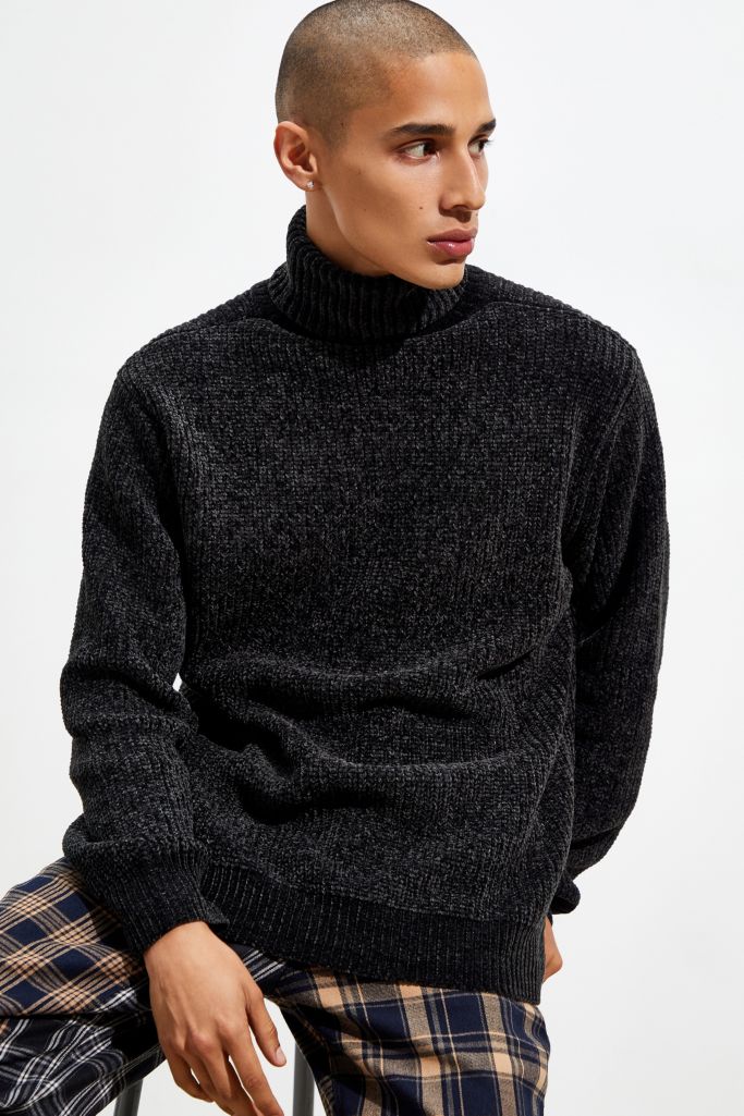 UO Chenille Turtleneck Sweater | Urban Outfitters