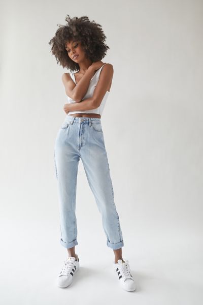 BDG High-Waisted Mom Jean – Bleached Light Wash | Urban Outfitters