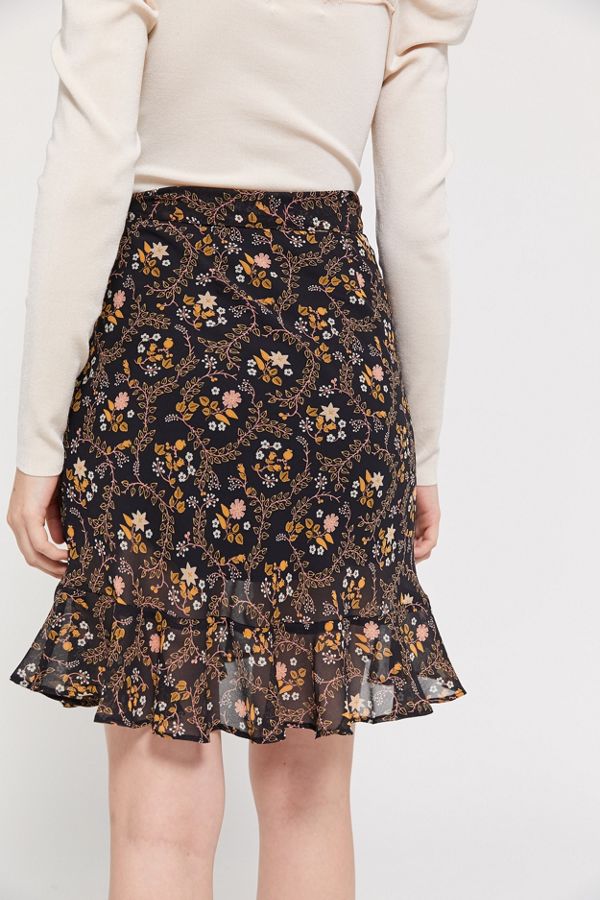 UO Sonia Ruffle Mini Skirt | Urban Outfitters