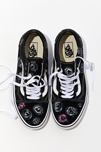 urban outfitters vans old skool