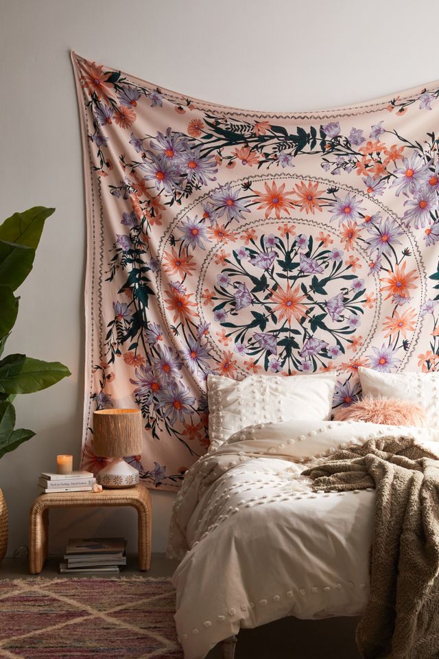 Clara Floral Tapestry Urban Outfitters