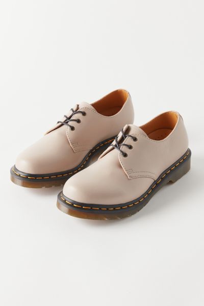 dr martens wanama