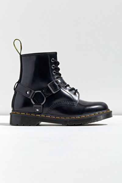 1460 harness doc martens