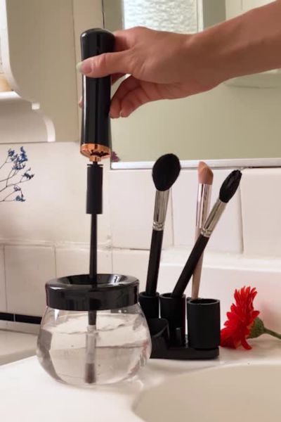 new makeup brush cleaner