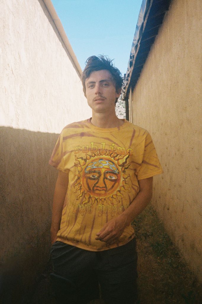 Sublime Classic Sun Tie-Dye Tee | Urban Outfitters