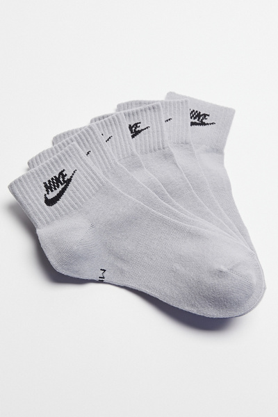 nike socks urban outfitters
