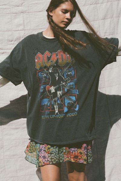 acdc graphic tee