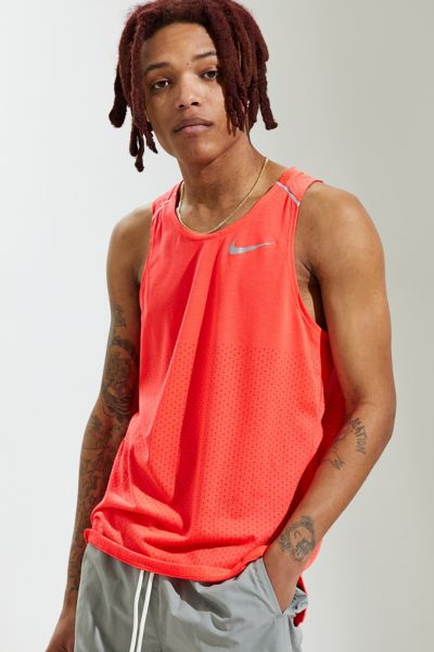 nike rise 365 tank top