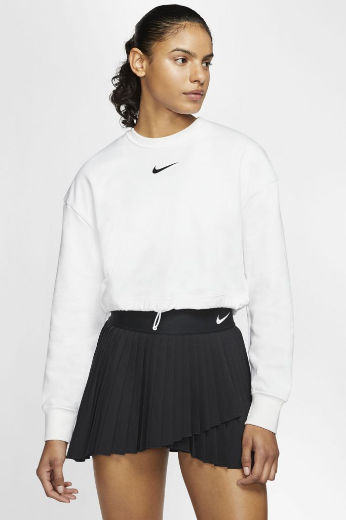 Nike Swoosh Crew Neck Cropped Sweatshirt | Urban Outfitters