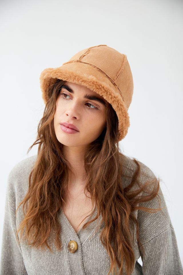 suede shearling bucket hat