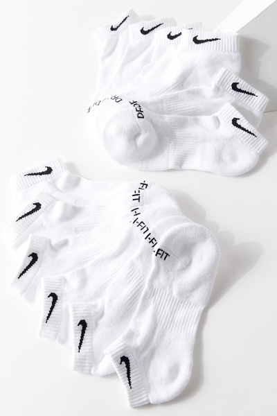 nike low quarter socks
