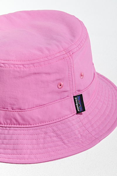 patagonia hat pink