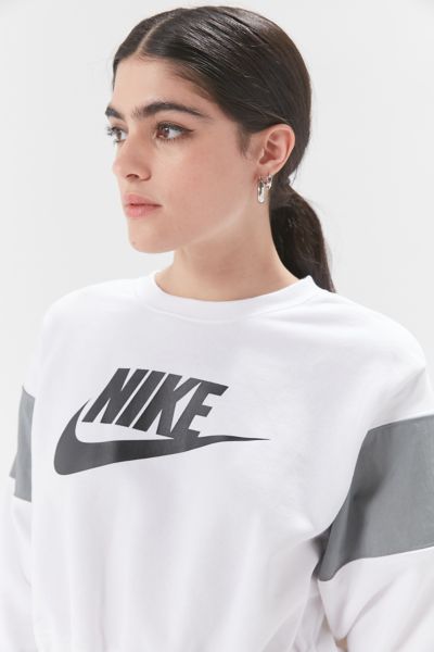 nike colorblock short sleeve crop sweatshirt