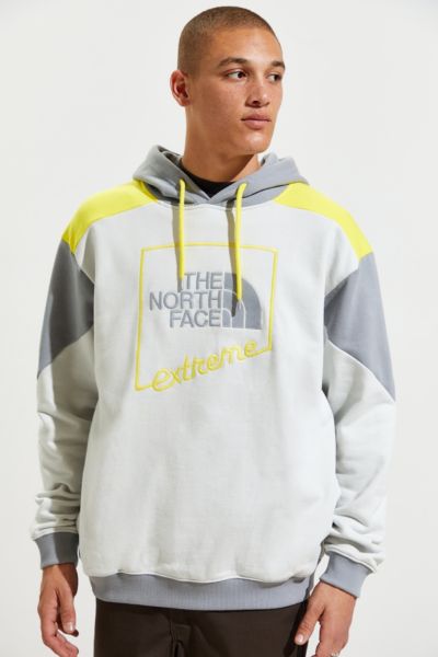 urban outfitters north face hoodie