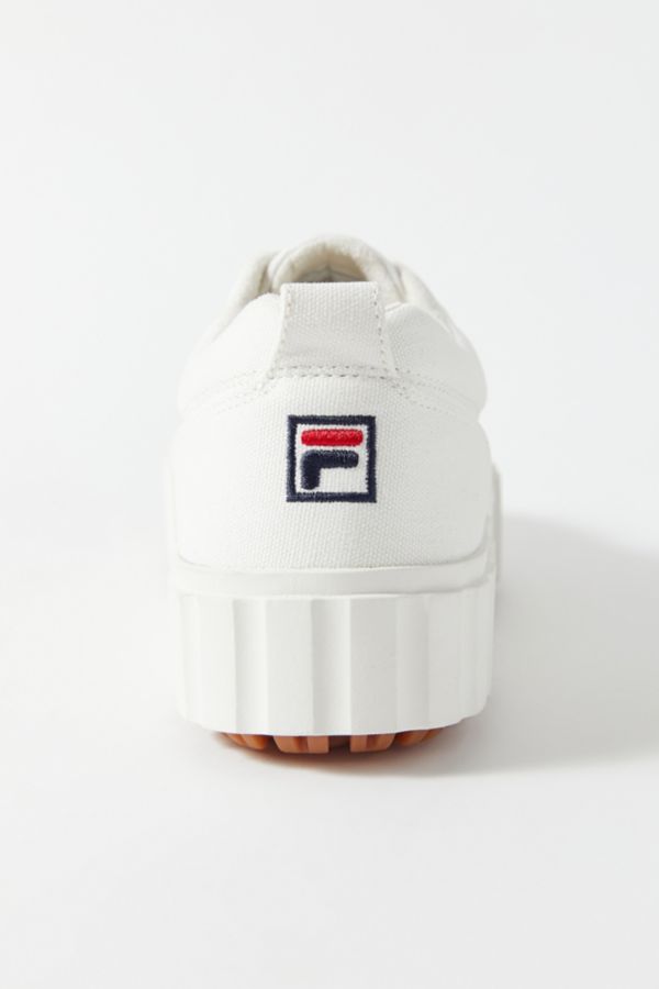 fila sandblast low sneaker