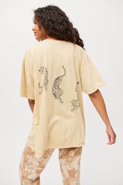 tiger shirt urban outfitters