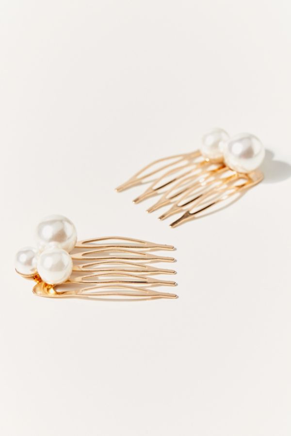 Camilla Pearl Comb Clip Duo | Urban Outfitters