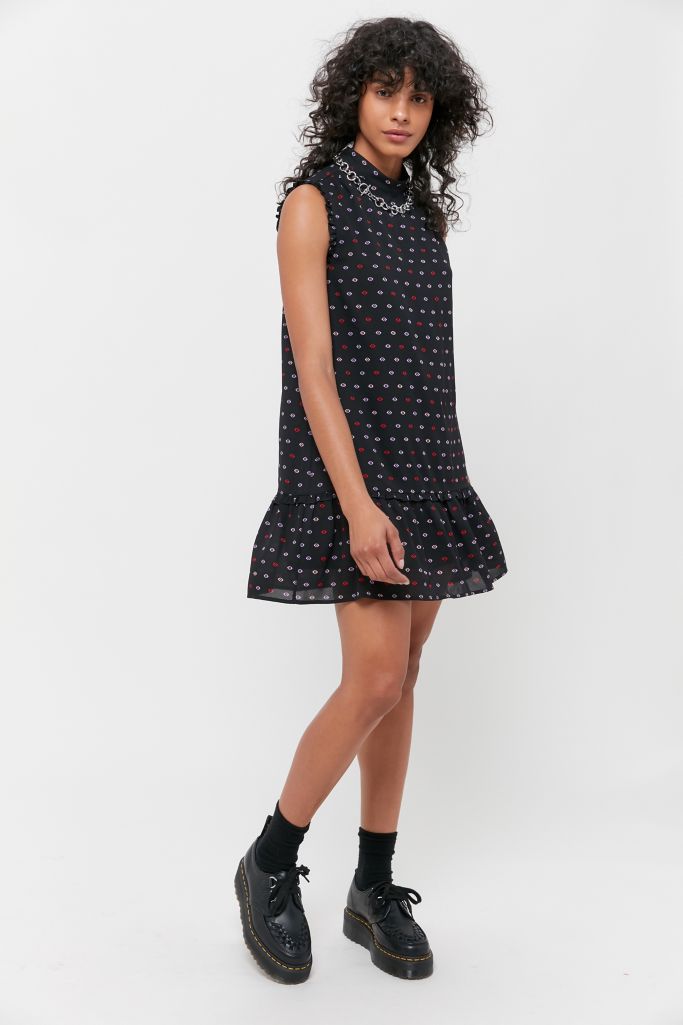 VEDA UO Exclusive Ruffle Sleeveless Shift Dress | Urban Outfitters