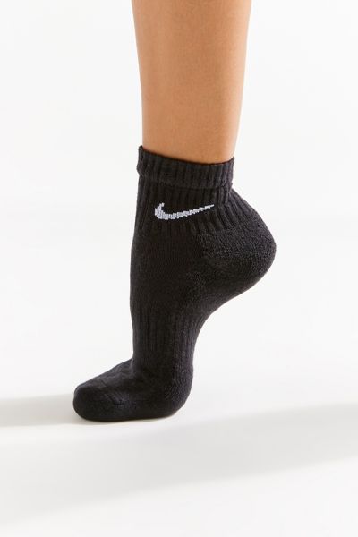nike socks urban outfitters