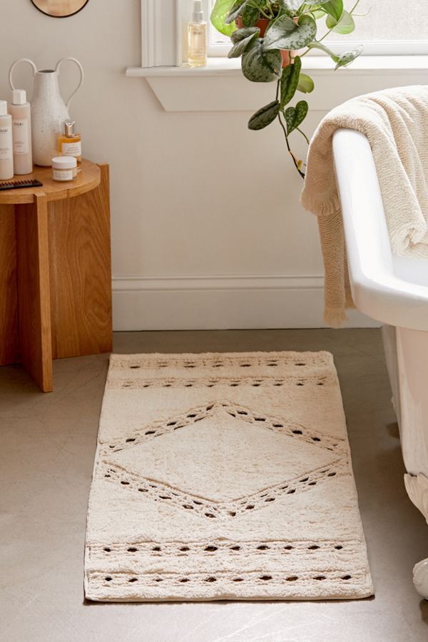 Slide View: 1: Crochet Inset Runner Bath Mat