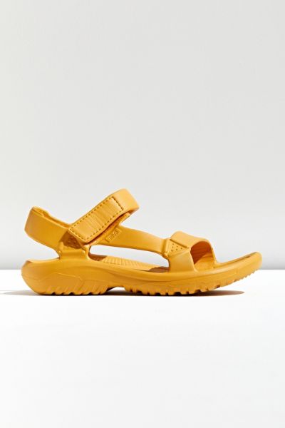 yellow tevas