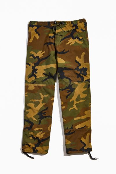 Vintage Woodland Camo Nylon Pant | Urban Outfitters