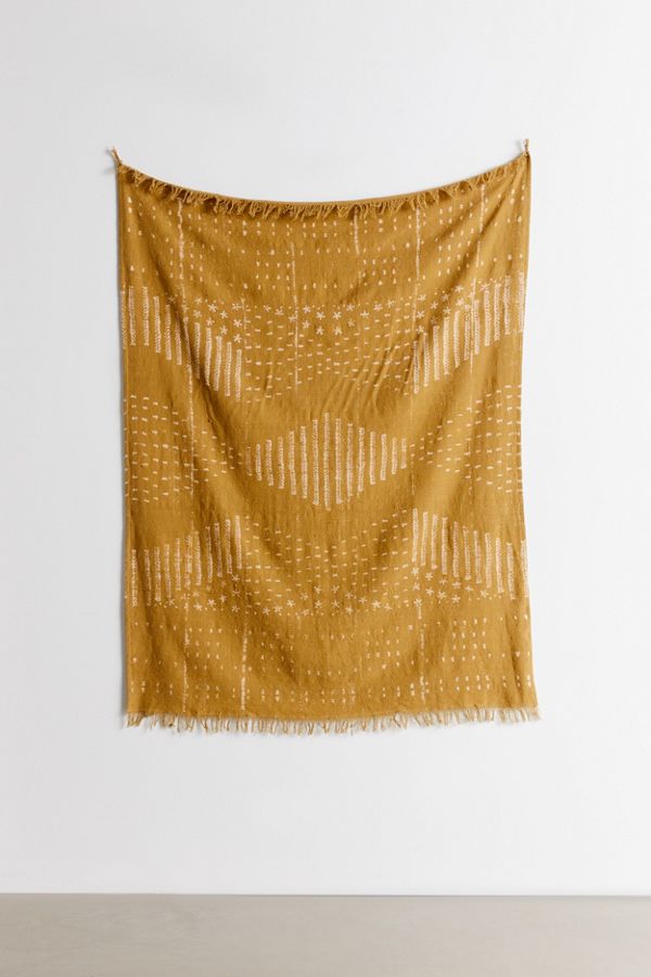 Matilda Tapestry | Urban Outfitters Canada