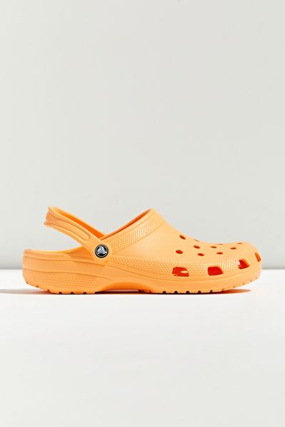 Crocs Classic Clog | Urban Outfitters