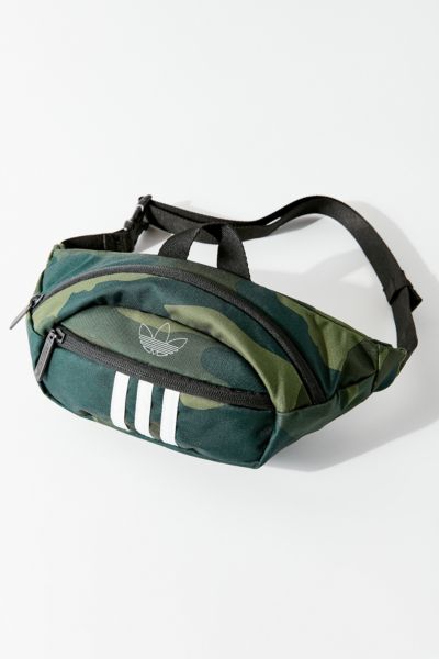 adidas fanny pack urban outfitters