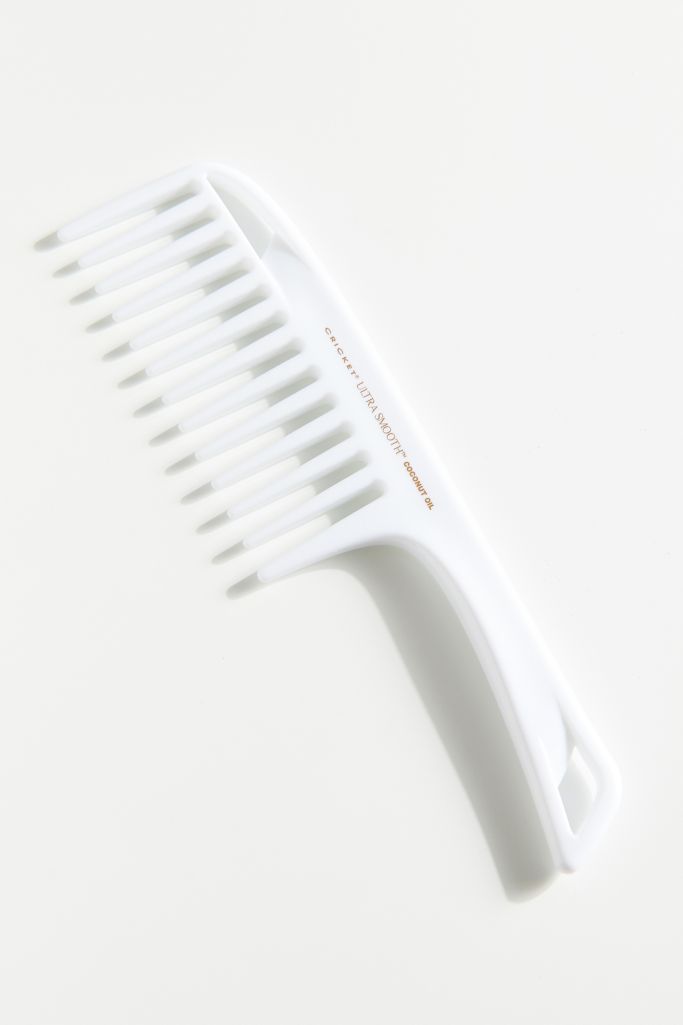 Cricket Ultra Smooth Coconut Detangling Comb | Urban Outfitters