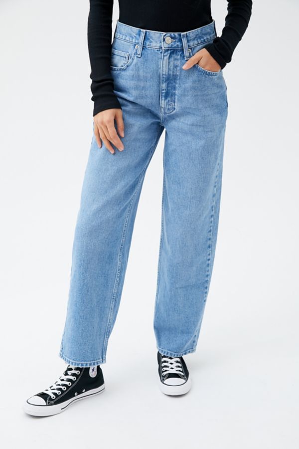 BDG Petite High-Waisted Baggy Jean – Medium Wash | Urban Outfitters