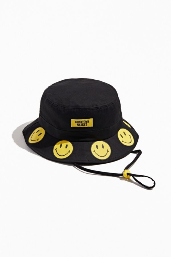 bucket hat