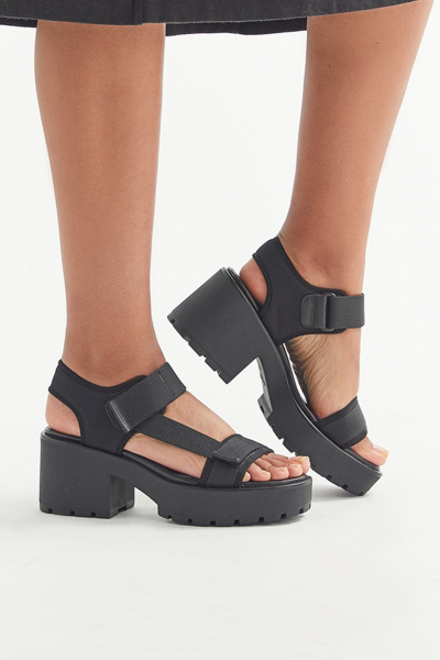 vagabond chunky sandals