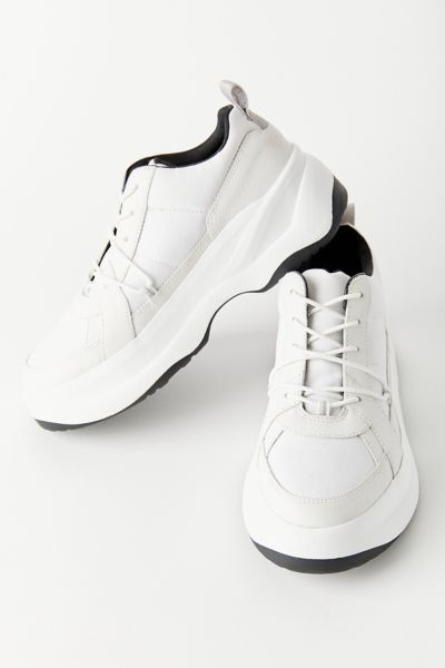 vagabond sneakers