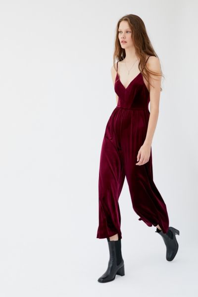 urban outfitters velvet overalls