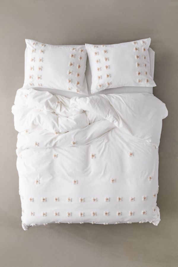 Madelie Tufted Duvet Cover Urban Outfitters