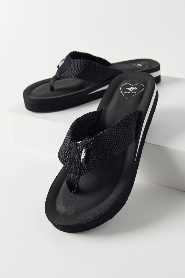 Rocket Dog Winner Platform FlipFlop Urban Outfitters Canada