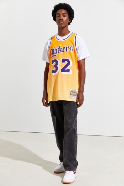 lakers old english jersey