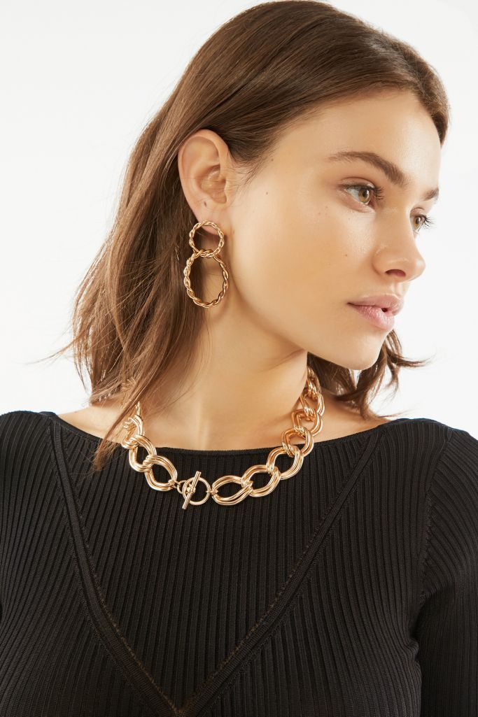 Laurel Statement Chain Necklace | Urban Outfitters