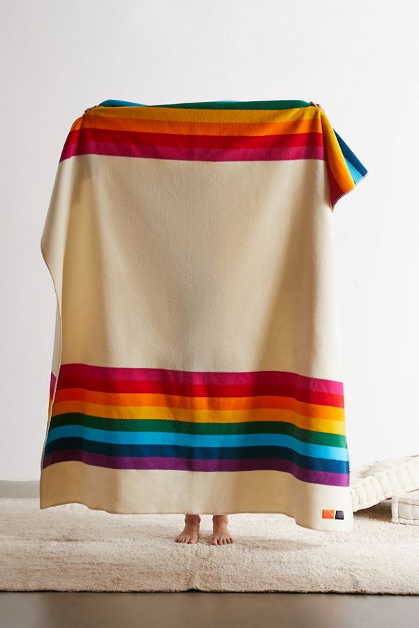 Slide View: 2: Pendleton UO Exclusive Rainbow Wool Throw Blanket