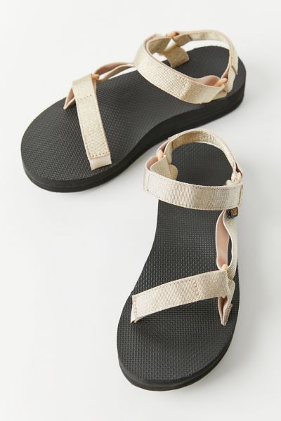 metallic tevas