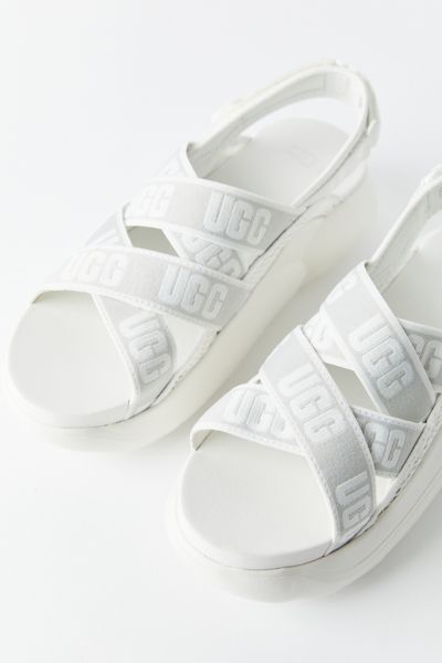 ugg la cloud sandal size 10