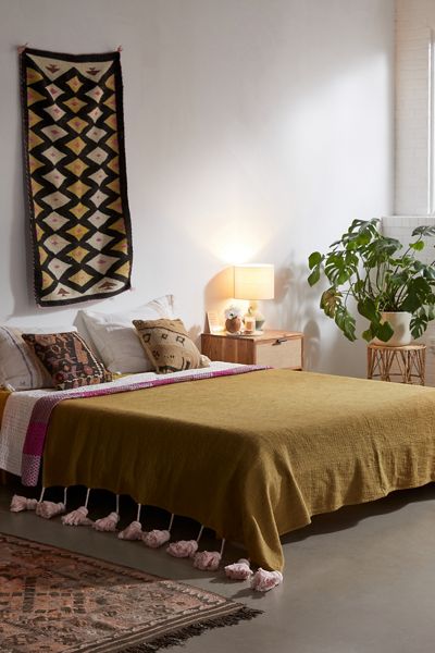 Kip&Co Tassel Bed Blanket