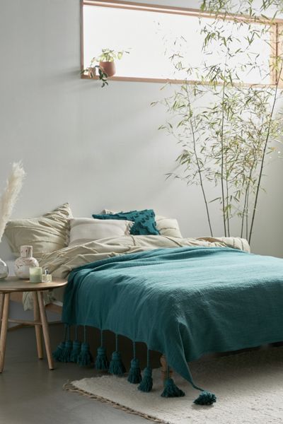Kip&Co Tassel Bed Blanket