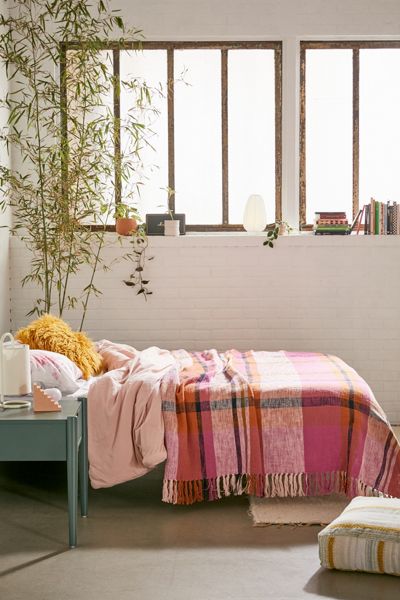 Kip&Co Plaid Tassel Coverlet
